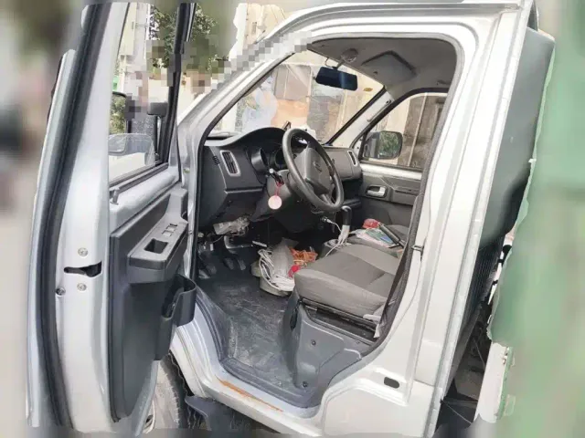 Changan Shenqi T20 — Фото автомобиля 8