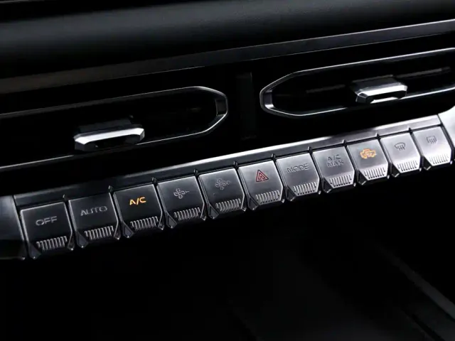 Nissan Frontier Pro — Фото автомобиля 9