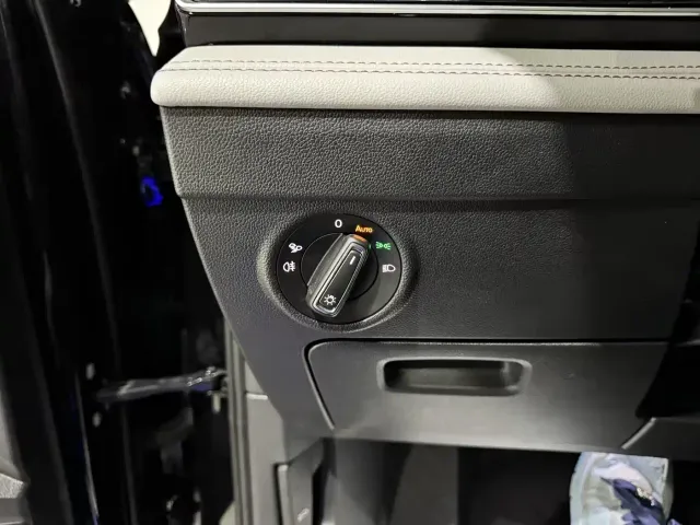 Volkswagen Tiguan L PHEV — Фото автомобиля 18