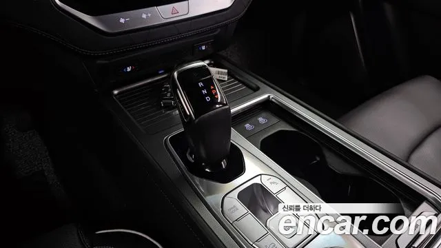 KG_Mobility_Ssangyong Rexton Rexton Arena Дизель 2.2 4WD — Фото автомобиля 9