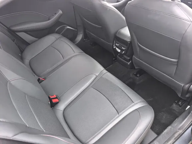 Roewe i5 — Фото автомобиля 11