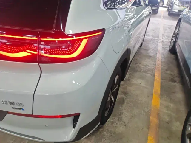BYD Sealion 05 EV — Фото автомобиля 7