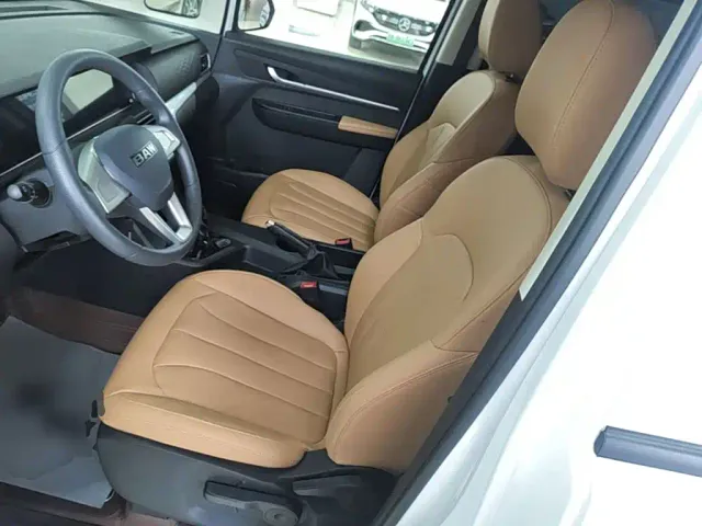 BAW Ruisheng Ace M7 EV — Фото автомобиля 14