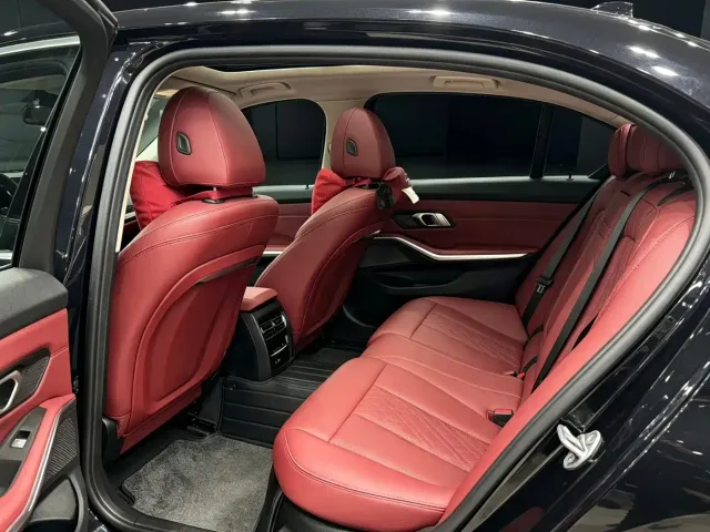 BMW 3 Series — Фото автомобиля 6