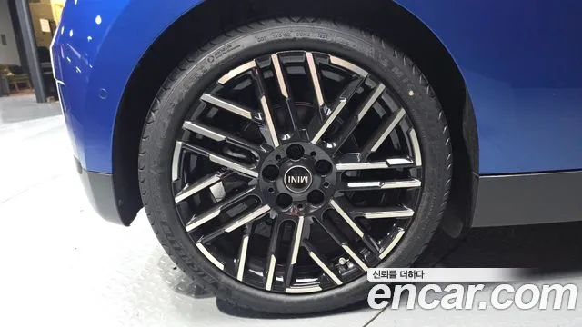 MINI Cooper 4th Gen — Фото автомобиля 5