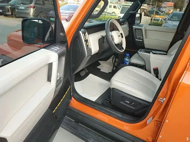 iCAR V23 — Фото автомобиля 15