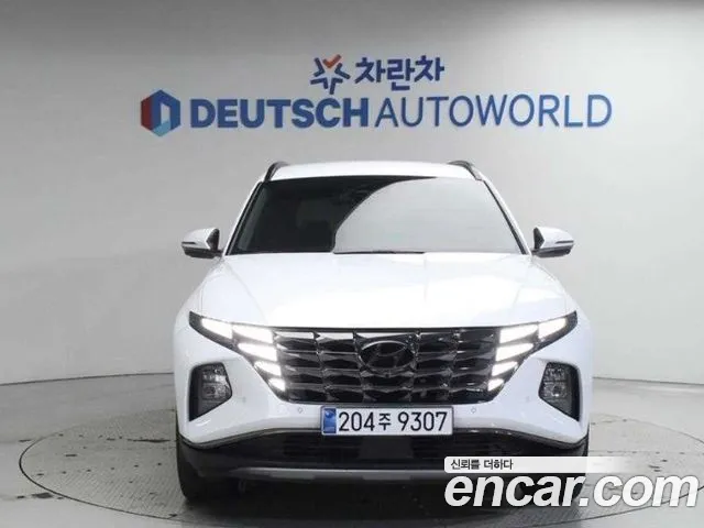 Hyundai Tucson Tucson (NX4) Дизель 2.0 2WD — Фото автомобиля 3