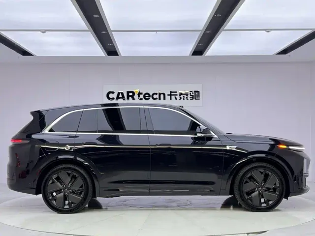 Li Auto L7 — Фото автомобиля 6