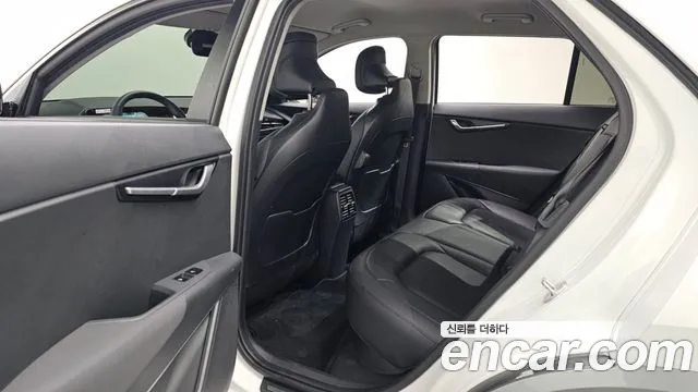 Kia Niro Niro (New) — Фото автомобиля 18
