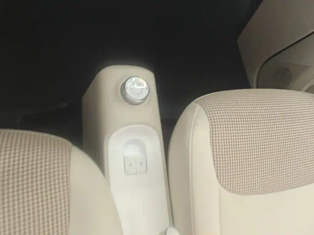 Wuling Hongguang Mini EV — Фото автомобиля 13