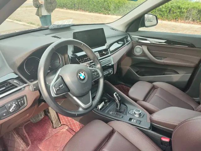 BMW X1 — Фото автомобиля 14