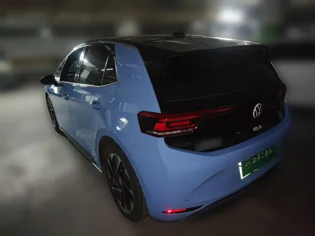Volkswagen ID.3 — Фото автомобиля 24