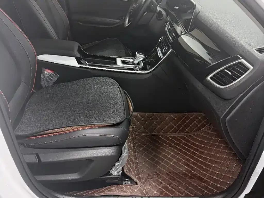 Kia Seltos 2023 1.5L CVT Luxury Edition — Фото автомобиля 4