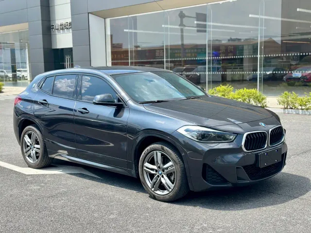 BMW X2 — Фото автомобиля 3