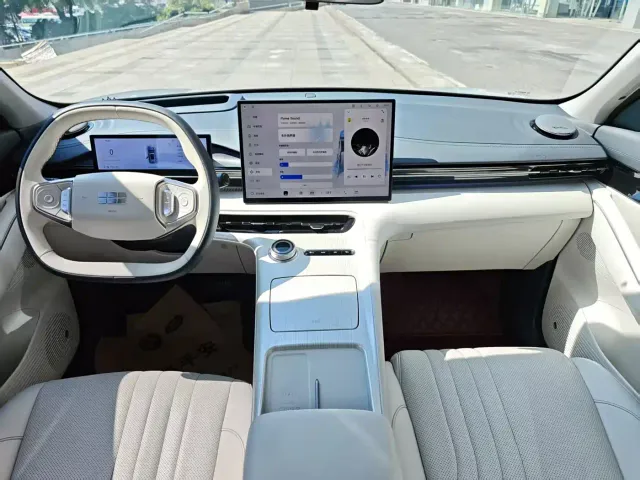 Geely Galaxy E5 — Фото автомобиля 11
