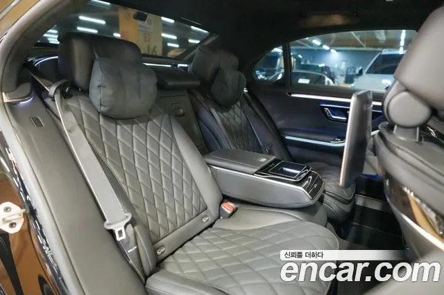 Mercedes-Benz S-Class — Фото автомобиля 13