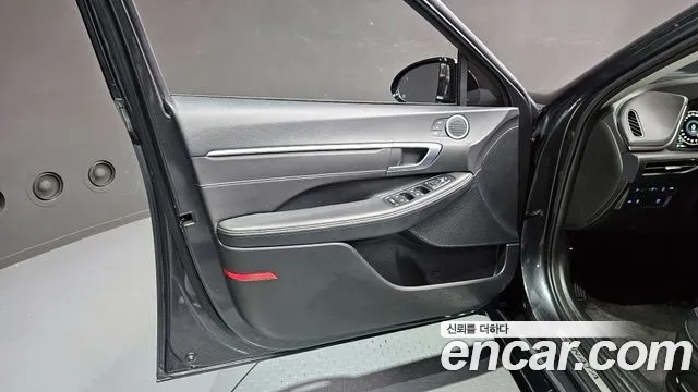 Hyundai Sonata — Фото автомобиля 24