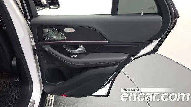 Mercedes-Benz GLE-Class — Фото автомобиля 14