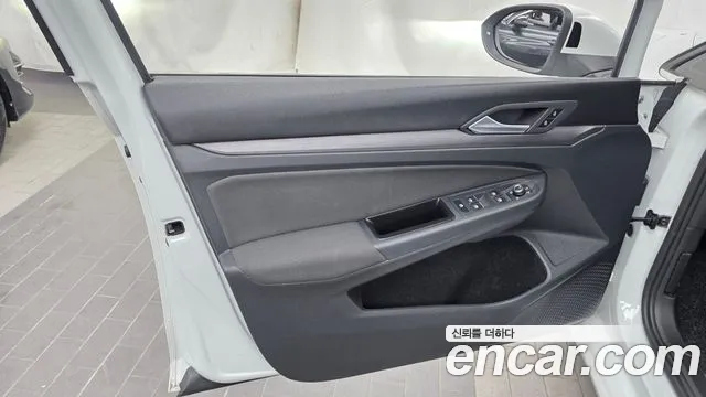 Volkswagen Golf Golf 8 поколение 2.0 TDI Prestige — Фото автомобиля 23