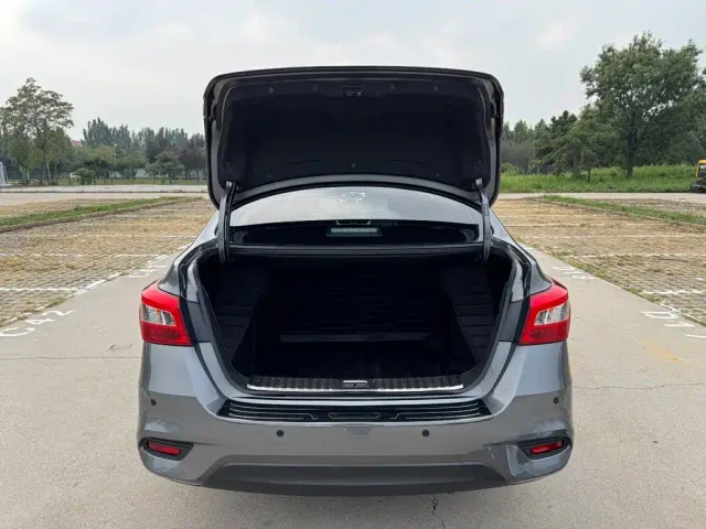 Nissan Sylphy — Фото автомобиля 8