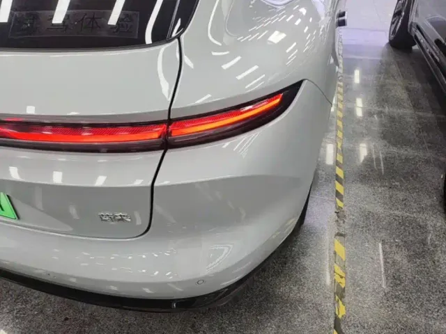 Nio ET5 Touring — Фото автомобиля 7