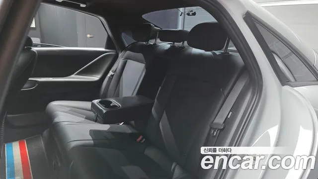 Hyundai Ioniq6 — Фото автомобиля 12