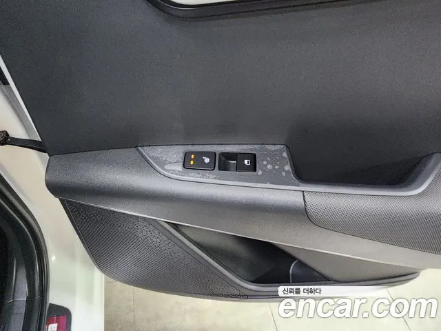 Kia Niro The All New Niro Prestige — Фото автомобиля 16