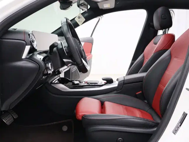 Mercedes-Benz A-Class AMG — Фото автомобиля 2