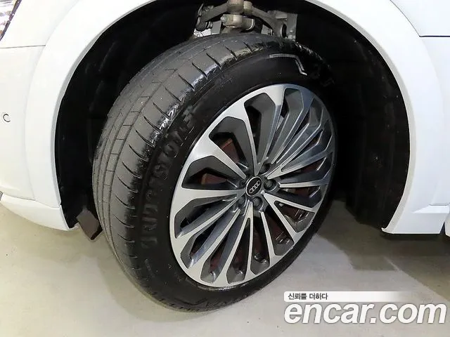 Audi Q8 e-tron — Фото автомобиля 20