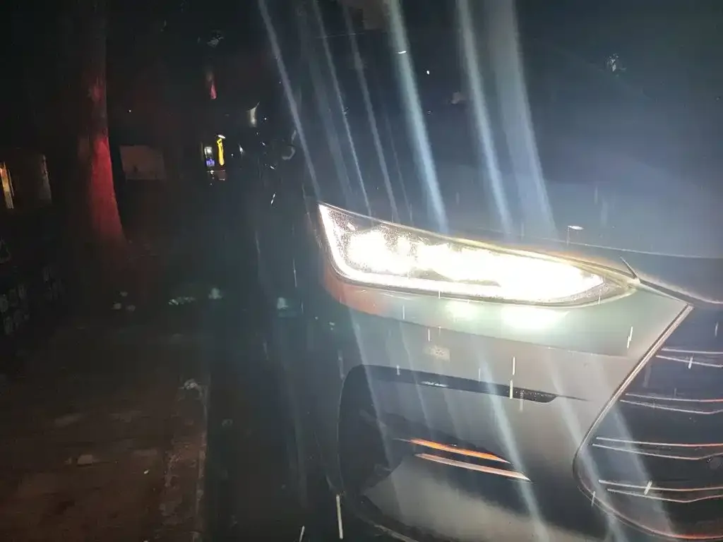 BYD Tang New Energy 2023 Model DM-i Champion Edition 112KM Premium — Фото автомобиля 7