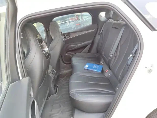 BYD Seal 06 — Фото автомобиля 16