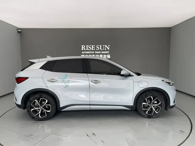 BYD Yuan PLUS — Фото автомобиля 8