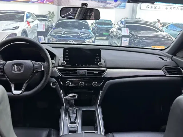 Honda Inspire — Фото автомобиля 6