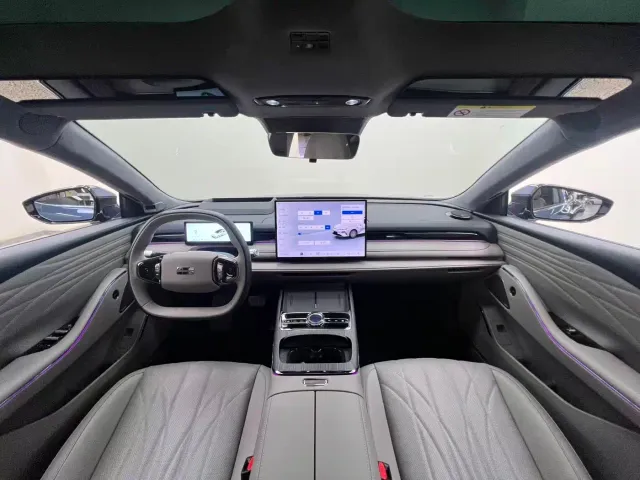 Geely Galaxy Xingyao 8 — Фото автомобиля 9