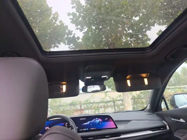 Cadillac XT4 — Фото автомобиля 17