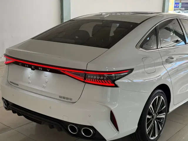 Chery Arrizo 8 — Фото автомобиля 8