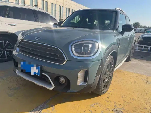 Фотография автомобиля — MINI Countryman