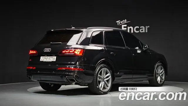 Audi Q7 4M — Фото автомобиля 2