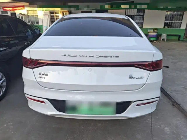 BYD Qin PLUS — Фото автомобиля 5
