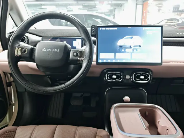 GAC Aion UT — Фото автомобиля 5