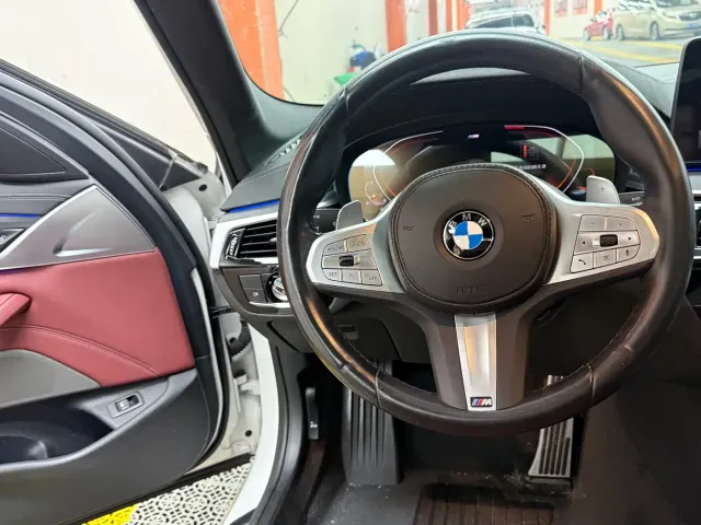 BMW 5 Series — Фото автомобиля 10