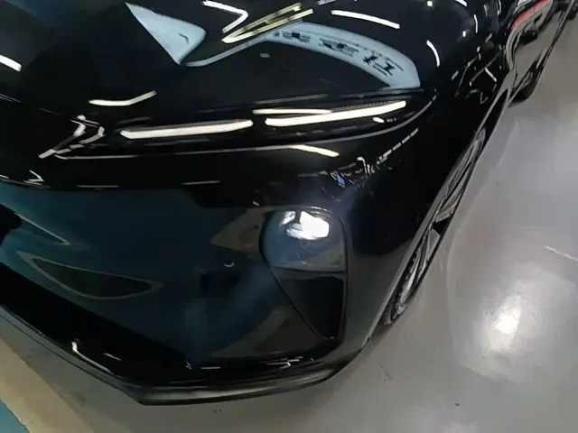 Nio ET5 Touring — Фото автомобиля 23