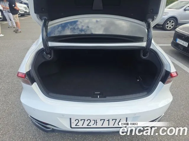 Hyundai Grandeur Grandeur (New) — Фото автомобиля 9