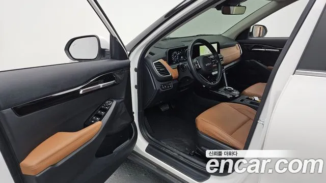 Kia Seltos New — Фото автомобиля 10