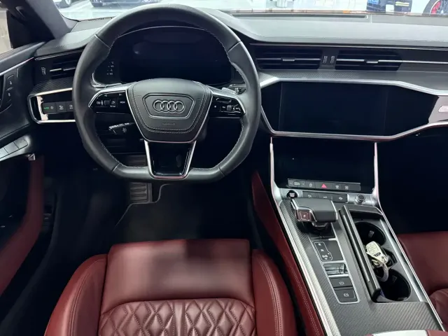 Audi A7L — Фото автомобиля 10