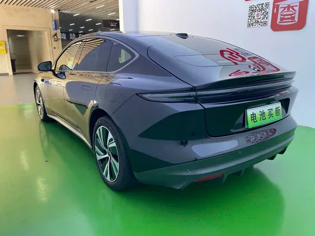 Nio ET5 — Фото автомобиля 19