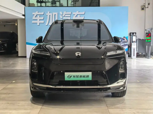 Nio ES8 — Фото автомобиля 2