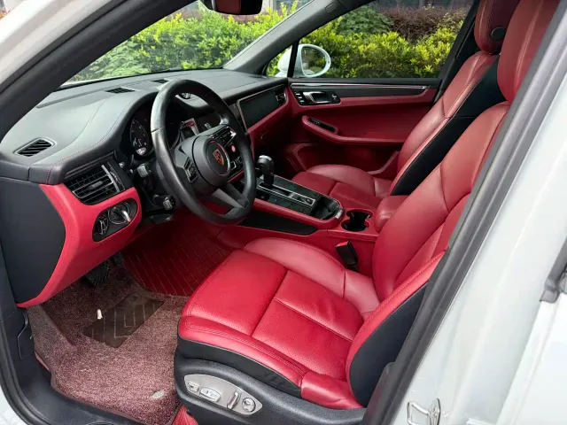 Porsche Macan — Фото автомобиля 8