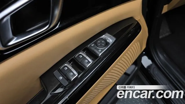 Kia Canival — Фото автомобиля 2