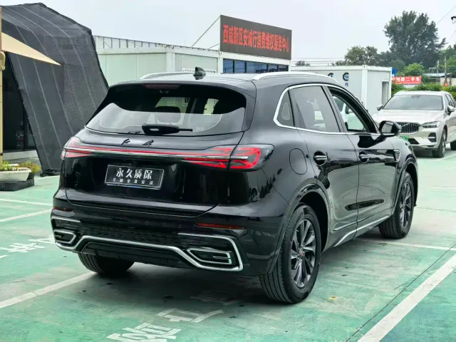 Hongqi HS5 — Фото автомобиля 24